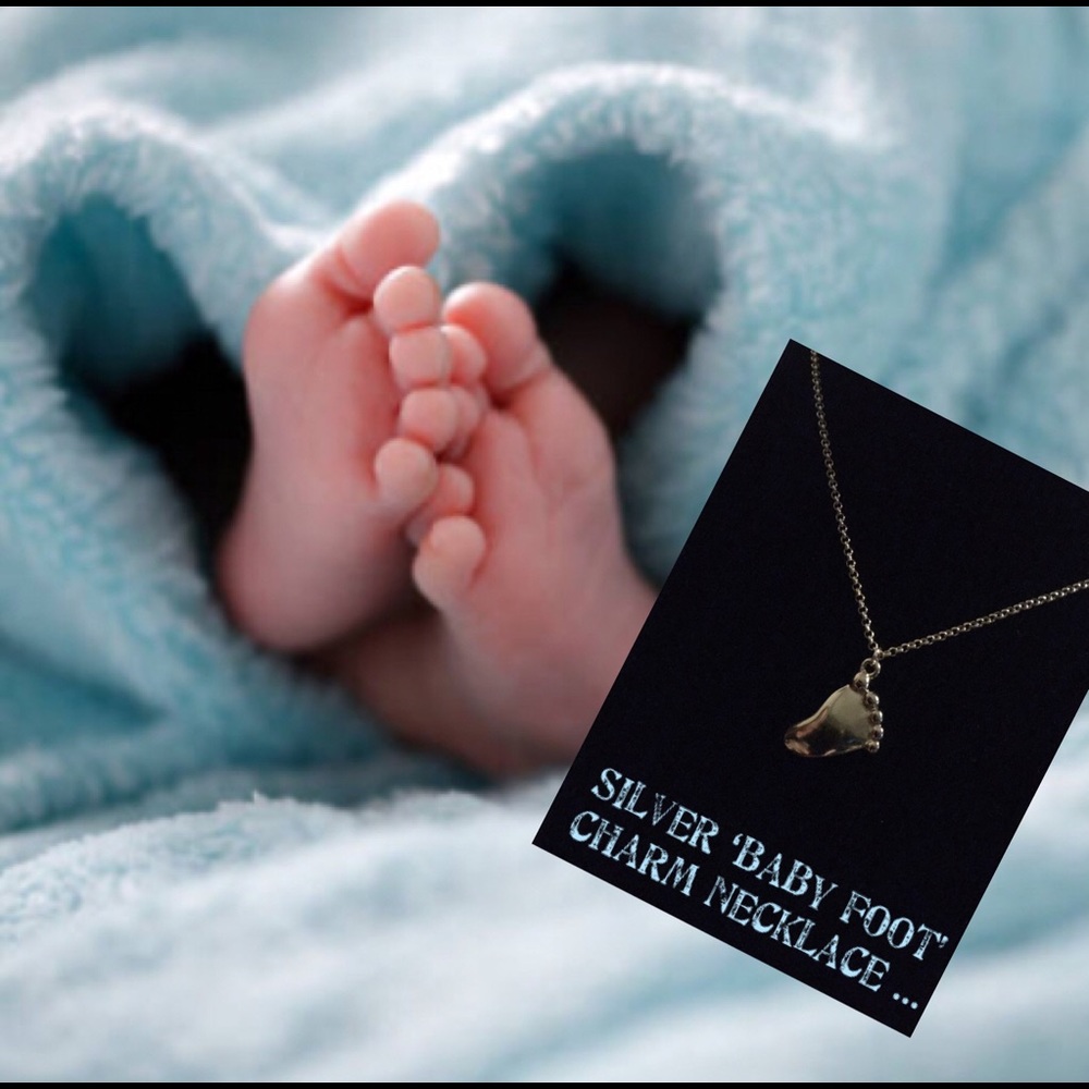 Baby foot necklace